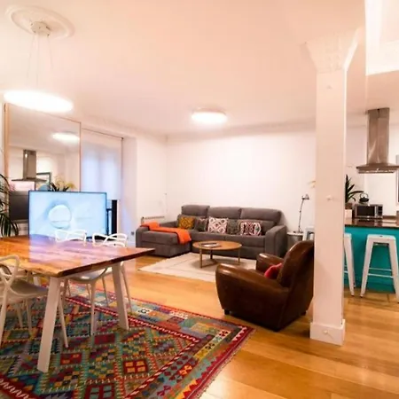 Piso En El Corazon De License Ess00262 *